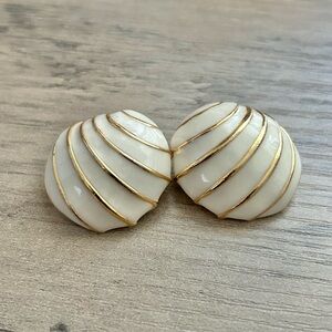Vintage Cream and Gold Clip On Seashell Earrings